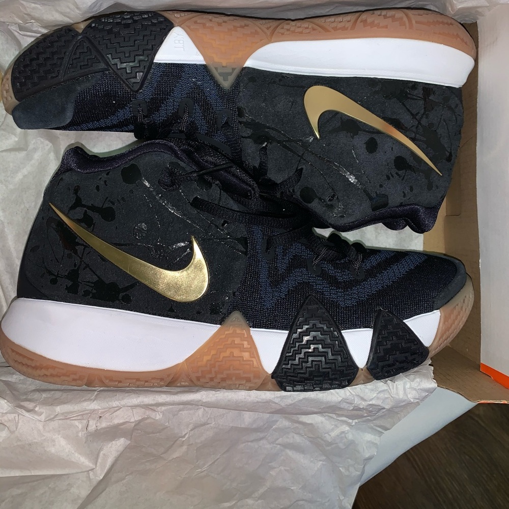 🏀Kyrie Irving basketball sneakers👟